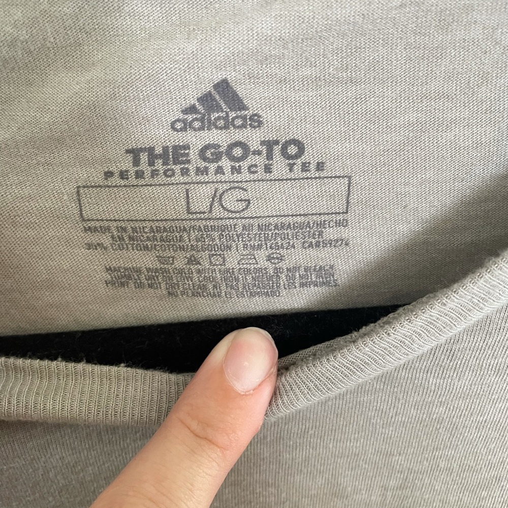 Large Gray Adidas Top - Picture 3 of 5